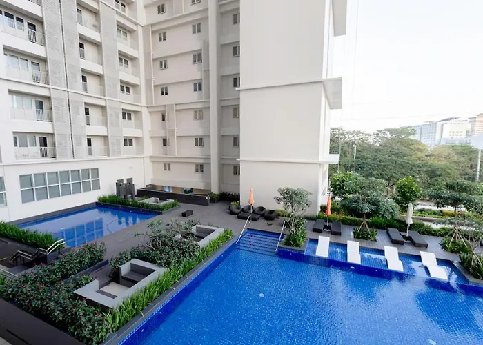 Luxx Mckinley With Fast Wifi In Bgc Apartment Manila