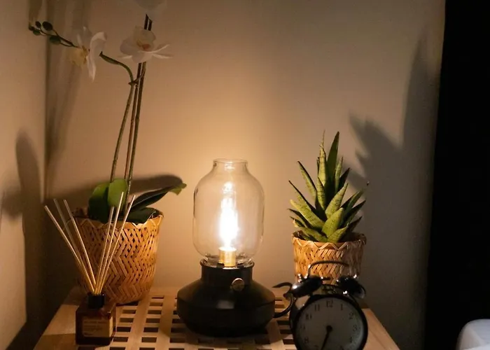 Apartment Luxx Mckinley With Fast Wifi In Bgc